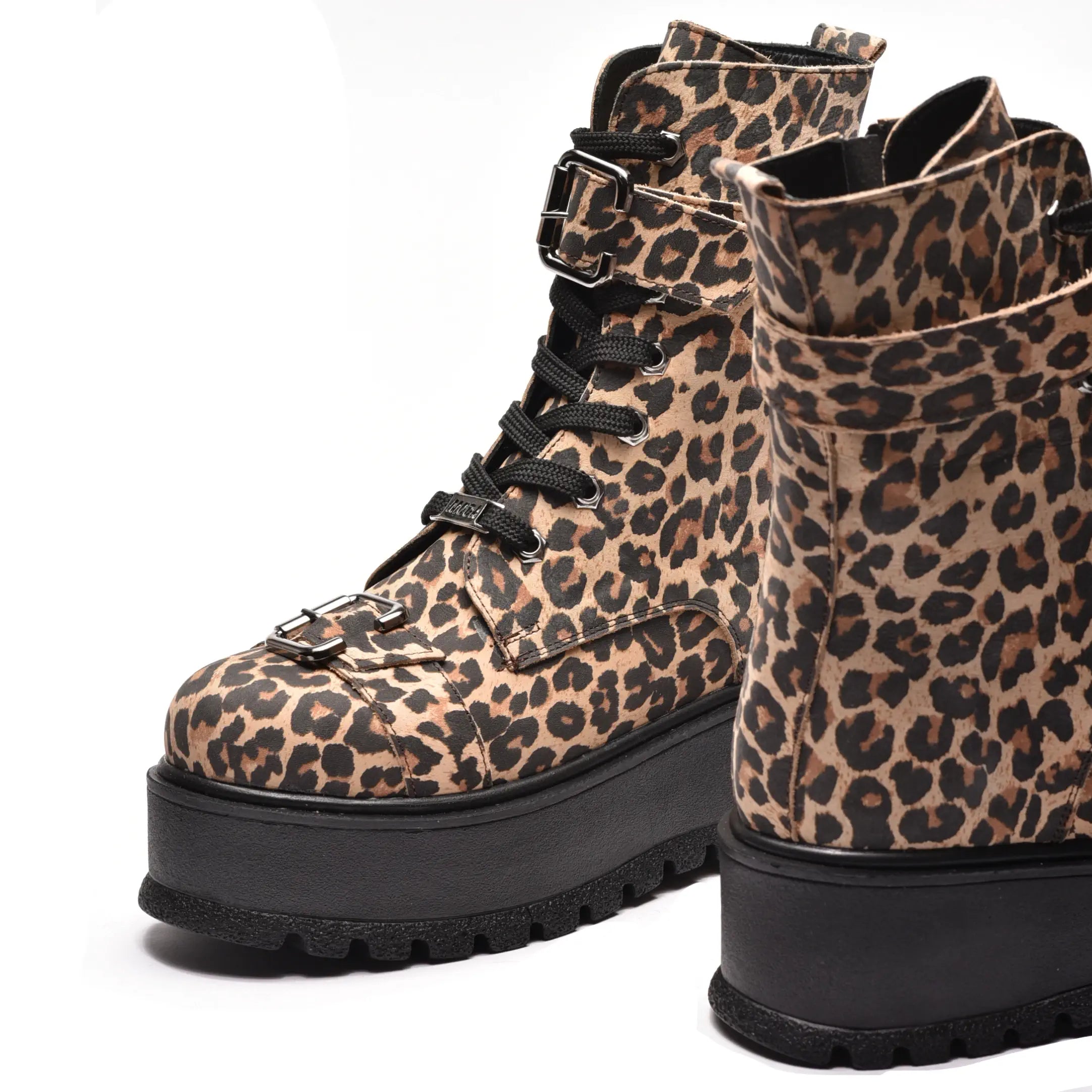 Ghete cu doua catarame, cu sireturi si fermoar, din piele naturala print, Lidia