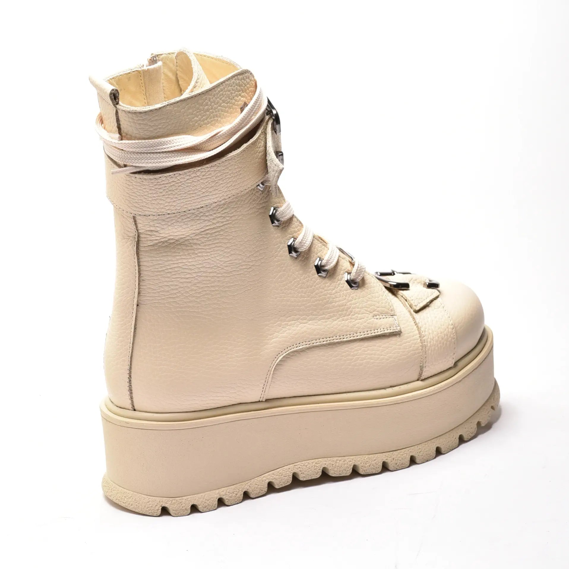 Ghete cu doua catarame, cu sireturi si fermoar, din piele naturala bej, Lidia