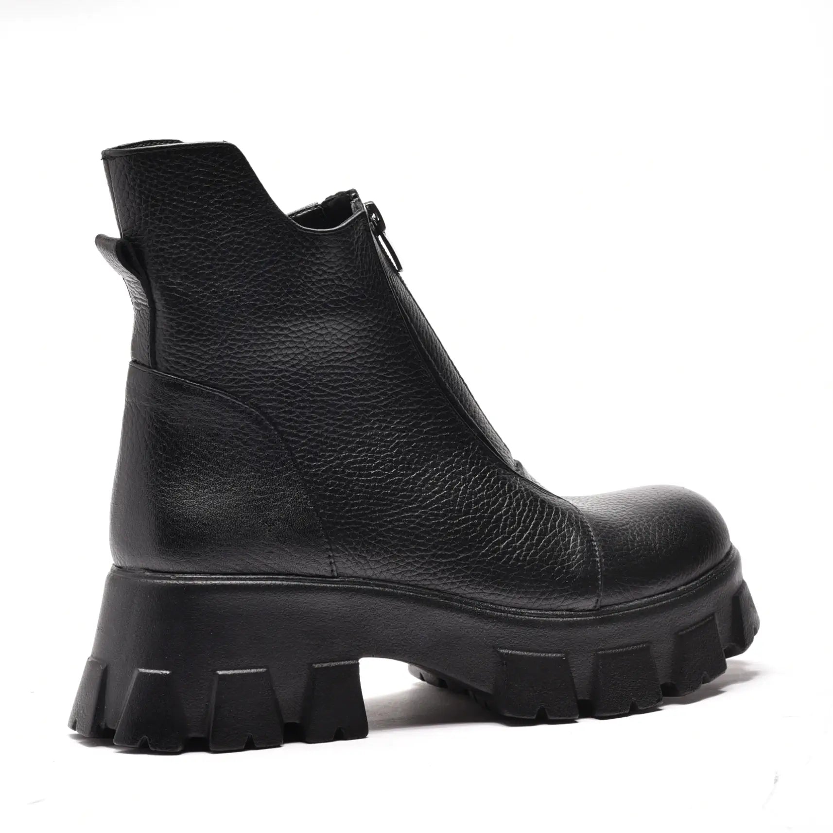 Ghete scurte cu fermoar in mijloc, talpa groasa, piele naturala bizon negru