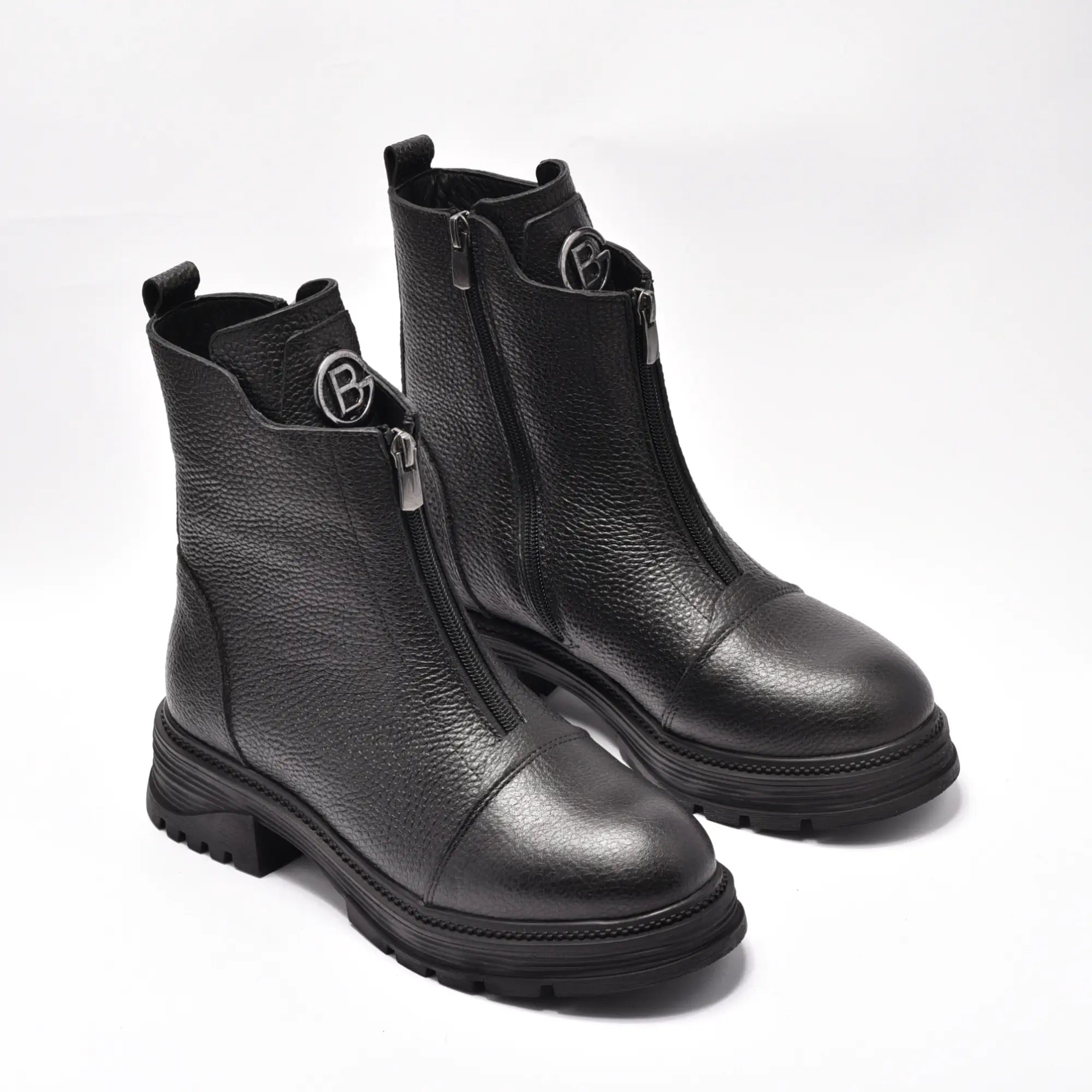 Ghete dama cu fermoar in mijloc, din piele naturala neagra bizonata