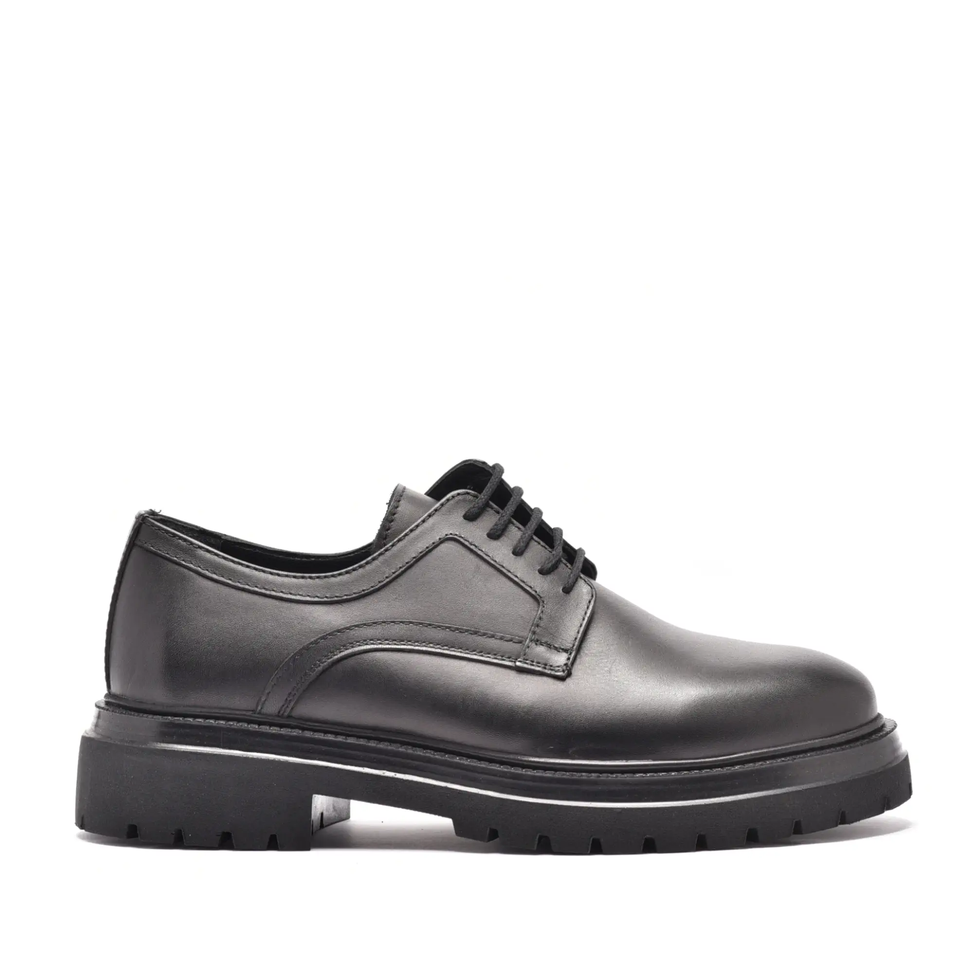 Pantofi casual barbati din piele naturala neagra, cu talpa groasa