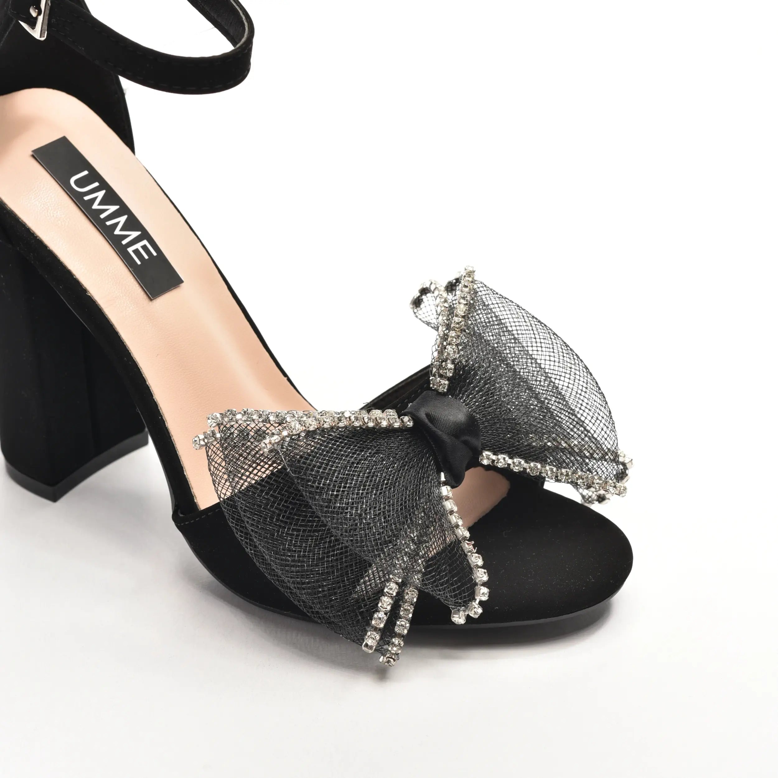Sandale elegante dama negre, cu toc gros stabil, fundite stralucitoare din plasa si pietre