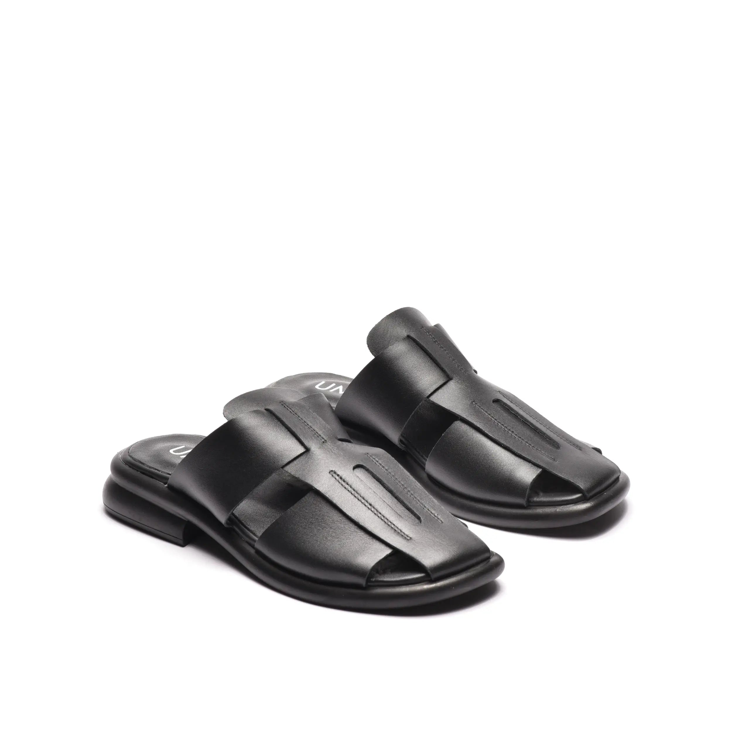 Papuci dama cu talpa subtire, din piele naturala neagra, 923
